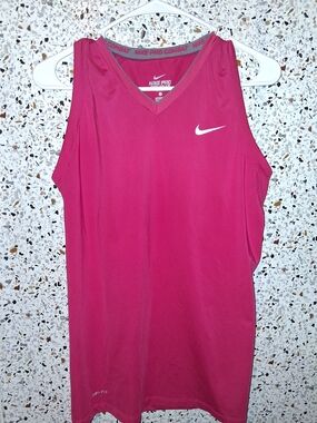 Women's Nike Pro Combat Tank Top Size Medium Hot Pink